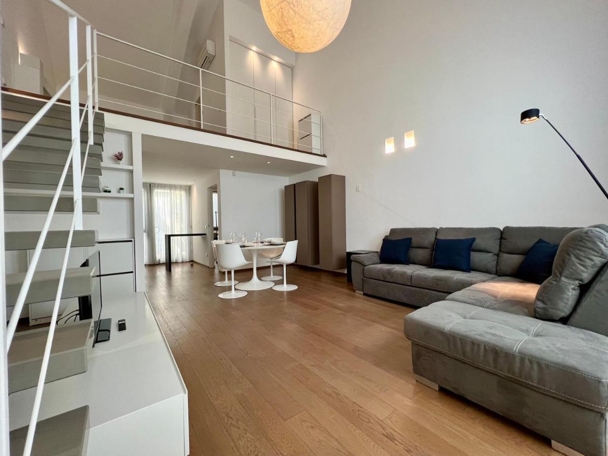Modern Loft Lägenhet Milano Exteriör bild